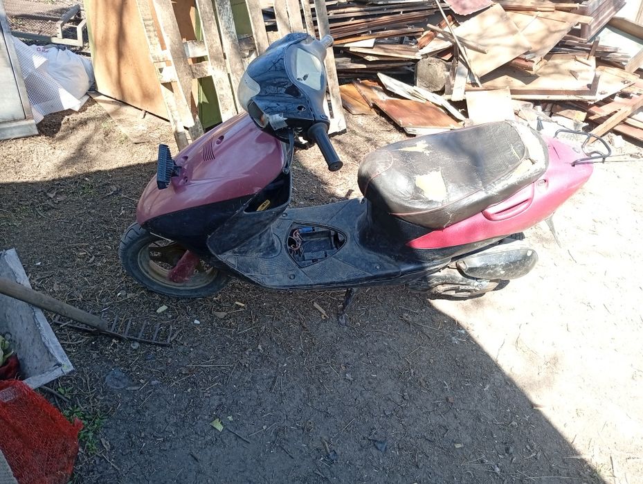 Продам Скутер SUZUKI.