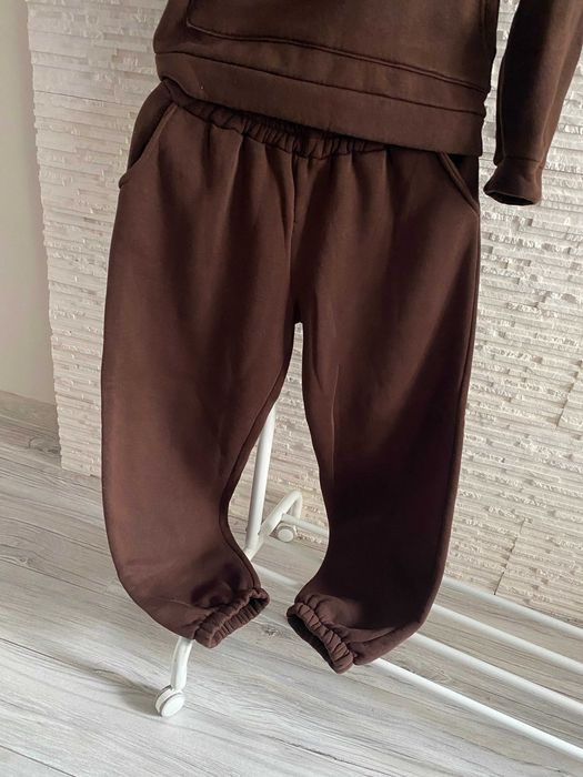 Luxury set dres czekoladowy joggery + bluza logo kangur