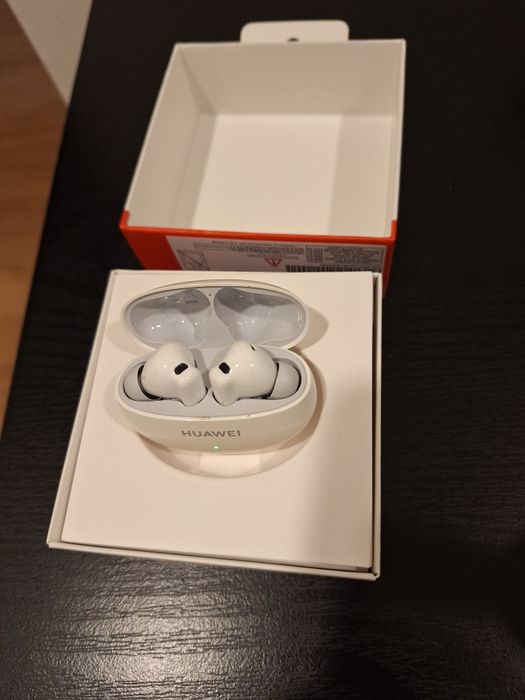 HUAWEI FreeBuds 6i noise cancel