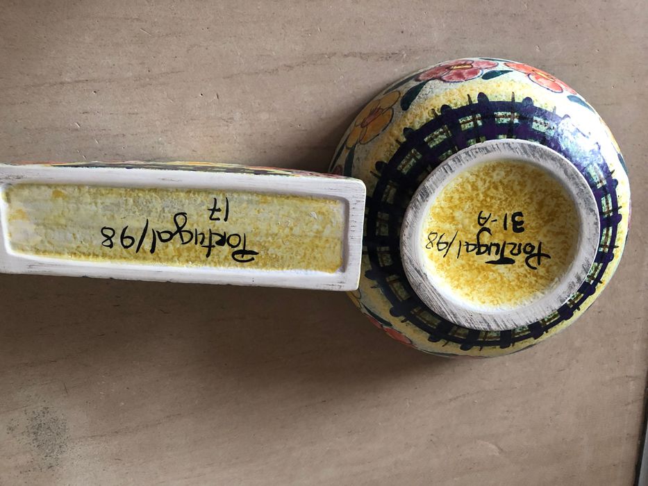 Taça com suporte para guardanapos a condizer