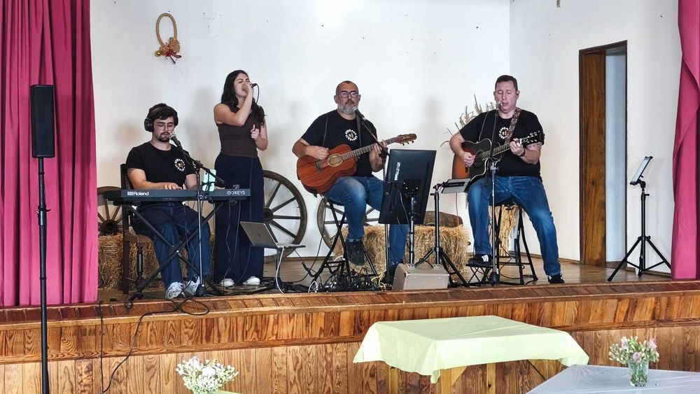 Música ao Vivo / Banda Musical