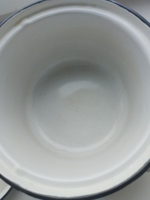 Эмалированная кастрюля, каструля