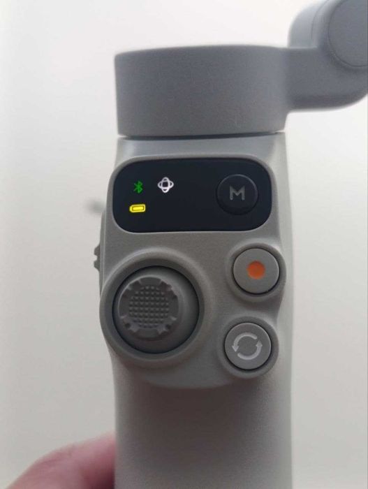 Монопод-стабілізатор DJI Osmo Mobile 7