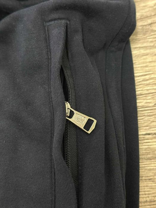 Spodnie armani Dresowe Hugo Boss OUTLET thDresy