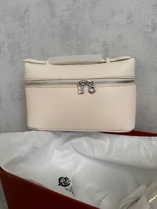 Сумочка жіноча Loro Piana з натуральної шкіри Premium