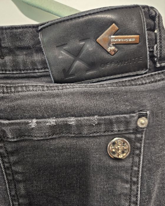 Czarne spodnie jeansy Off White