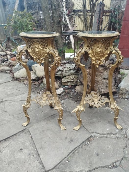 Подставка под цветы