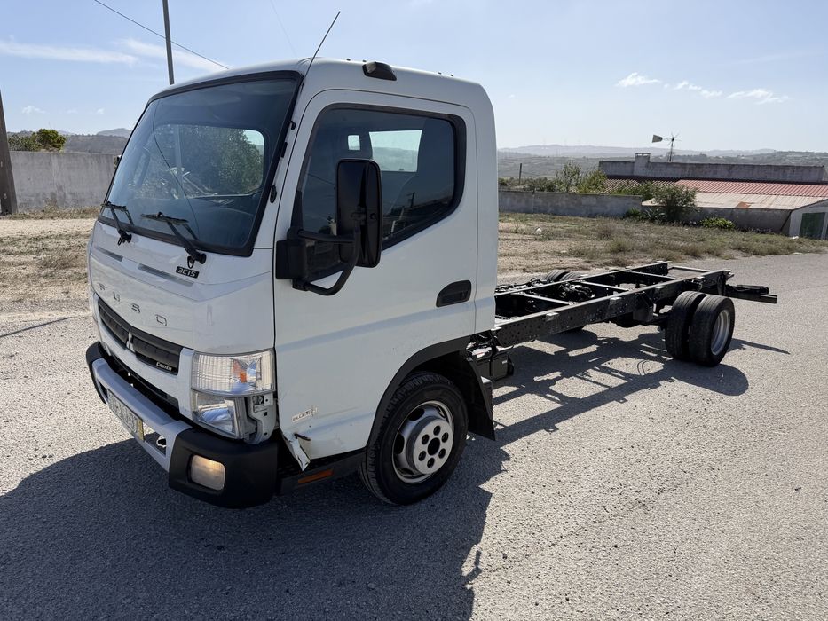 Mitsubishi fuso 3c15 ligeira 2019