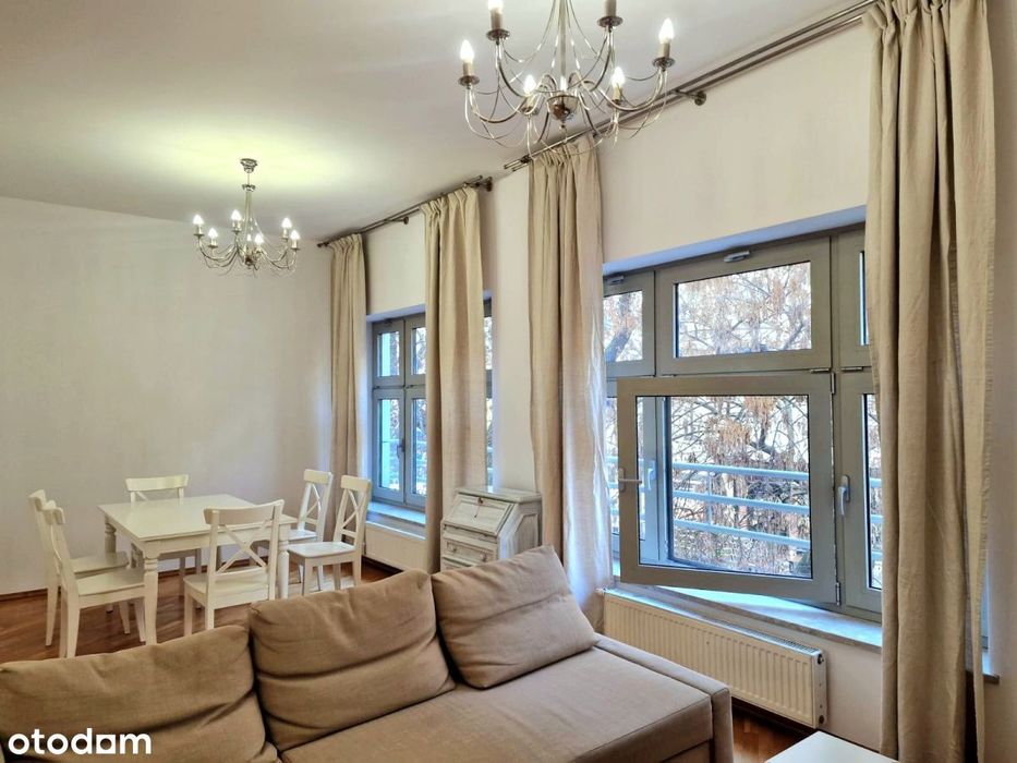 apartament przy Hożej róg Poznańskiej