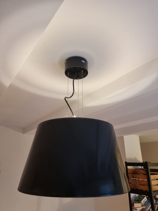 Lampa metalowa czarna