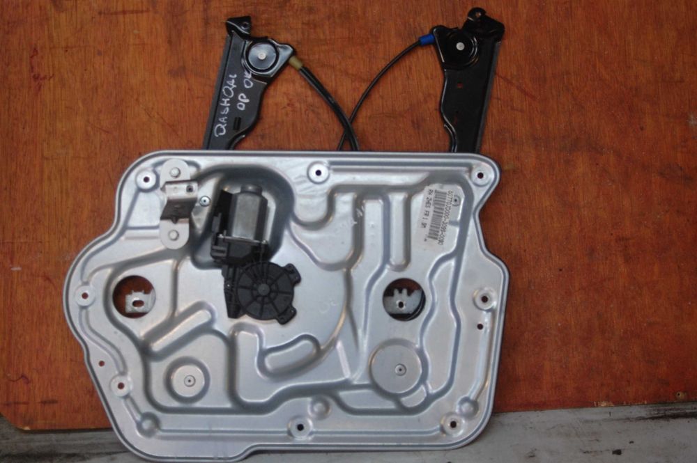 Podnośnik szyby LP/LT/PP/PT  Nissan Qashqai J10