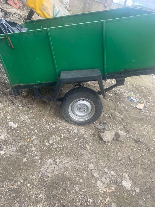 Причіп до автомобіля