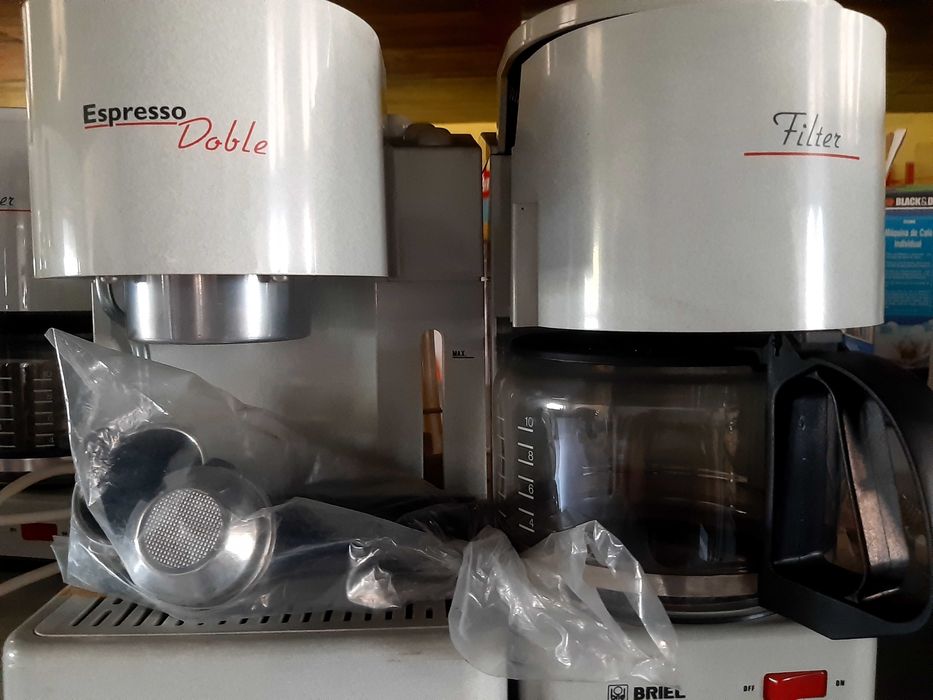 Máquina de café dupla