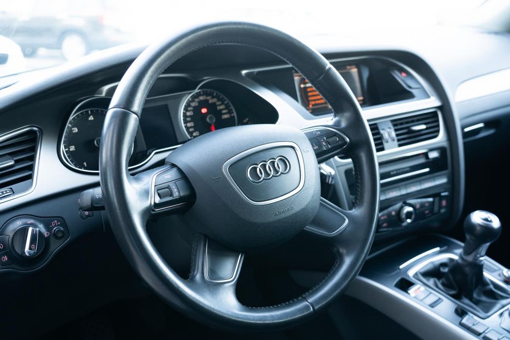 Audi A4 Avant D de 2014 com 176,600 kms