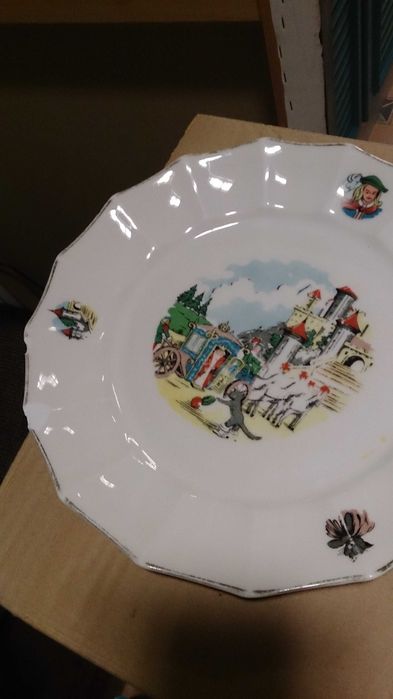Pratos infantis “Gato das Botas” da Vista Alegre