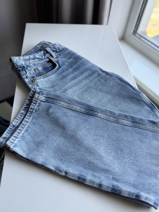 Джинсы светло-голубые средняя посадка ZARA 36