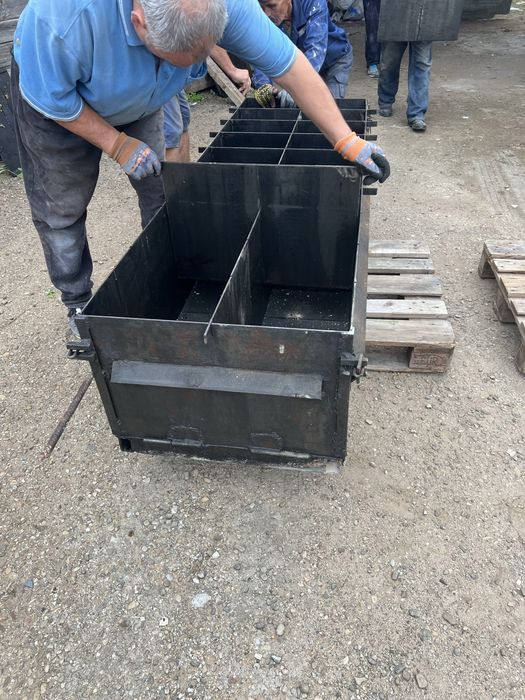 Форми для виробництва пінополістирольних блоків