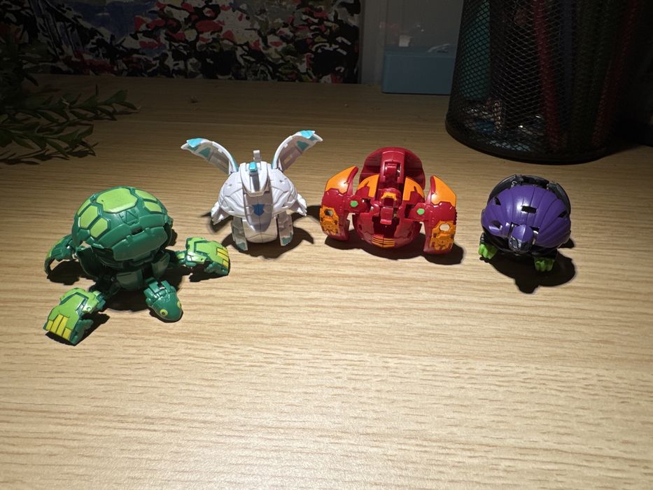 Bakugan figurki komplet
