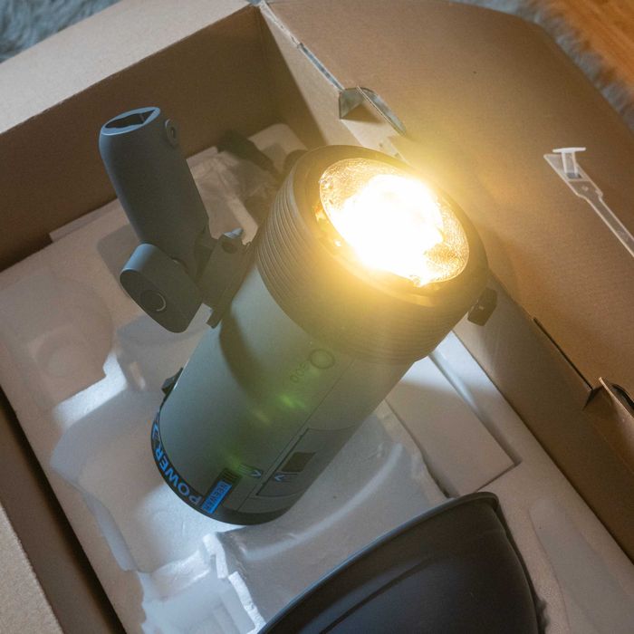 Flash NEEWER Q300 300Ws