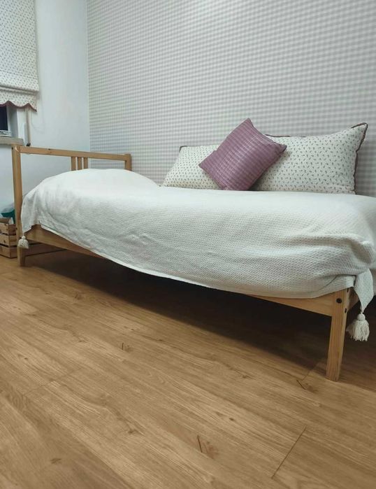 Cama solteiro com colchão