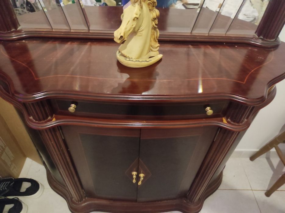 Móvel de entrada, sapateira com espelho grande