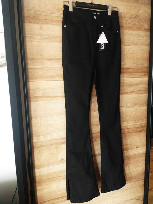 Boohoo dzwony modelujące pupę wysoki stan rozporki tall