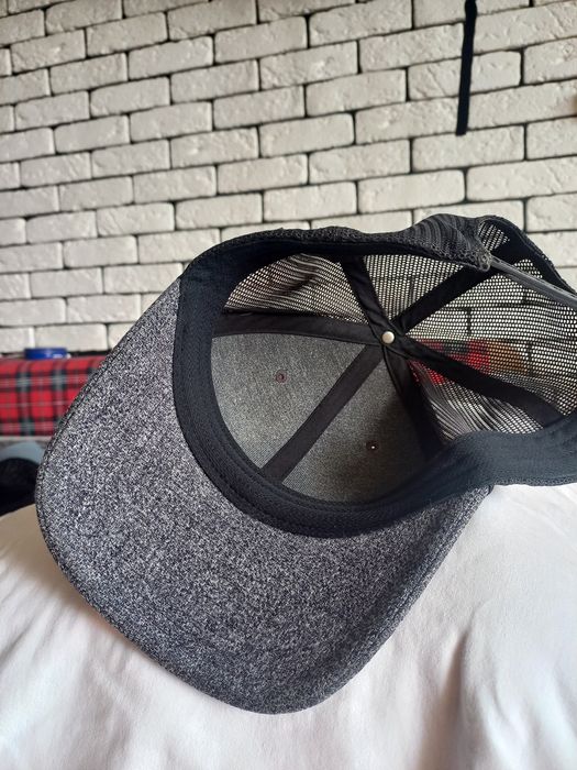 Бейсбольна кепка