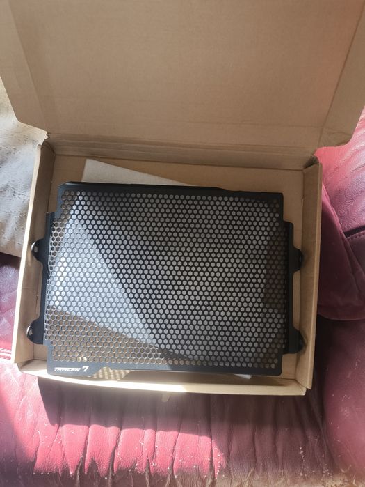 Proteção Radiador Tracer 7 2024-