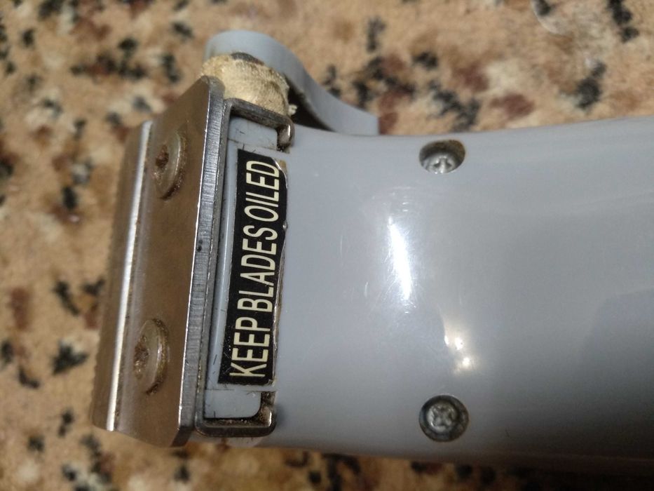 Машинка для стрижки волосся Vitek VT-1365 SR