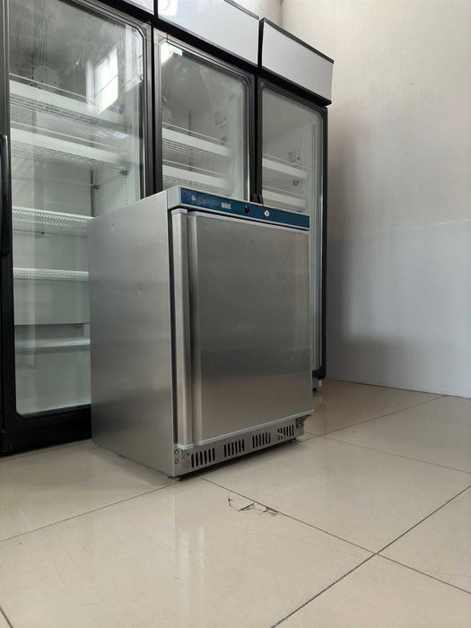 Chłodziarka Stalgast pod blat 85 cm lodówka 130 l
