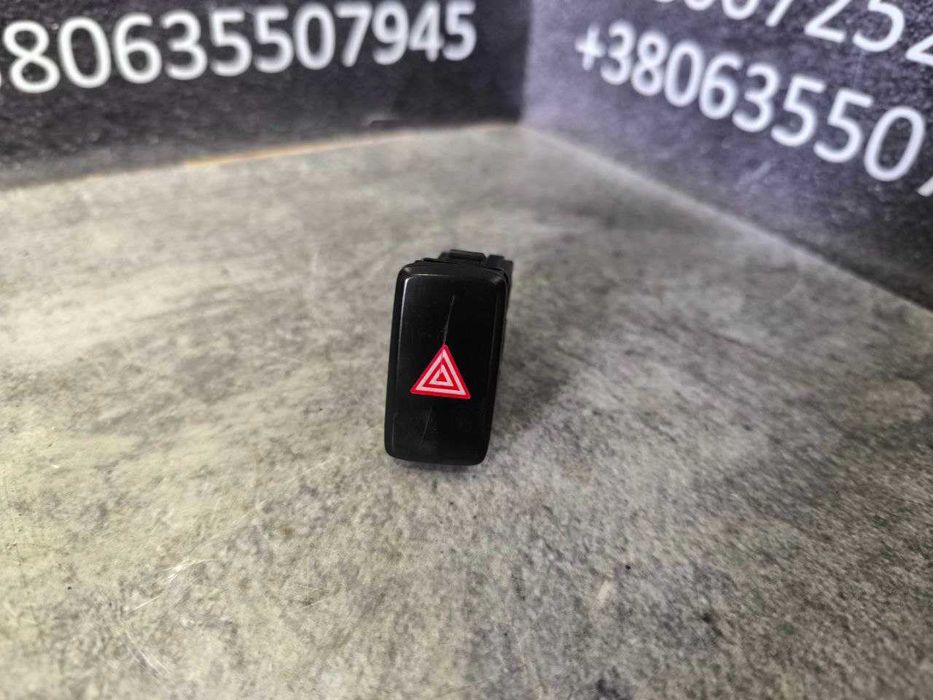 Кнопка аварійної сигналізації аварійка 93790-A2900 Kia Ceed II
