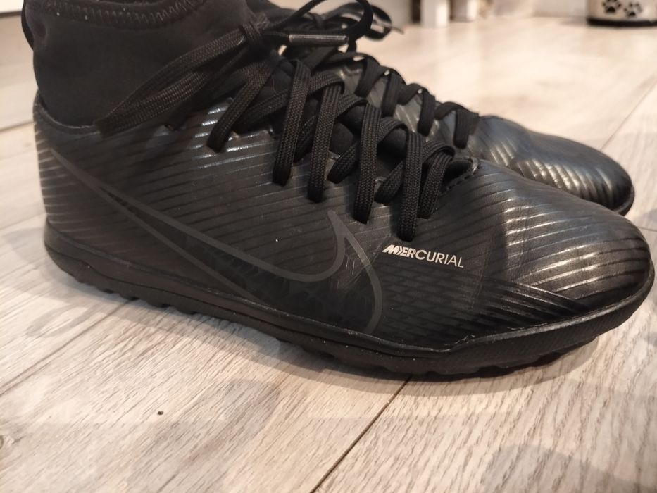 Turfy Nike Mercurial