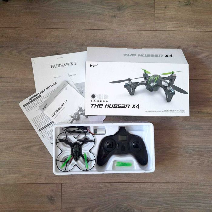 Б/у мини квадрокоптер Hubsan X4 Н107С с HD камерой, батарею заменить