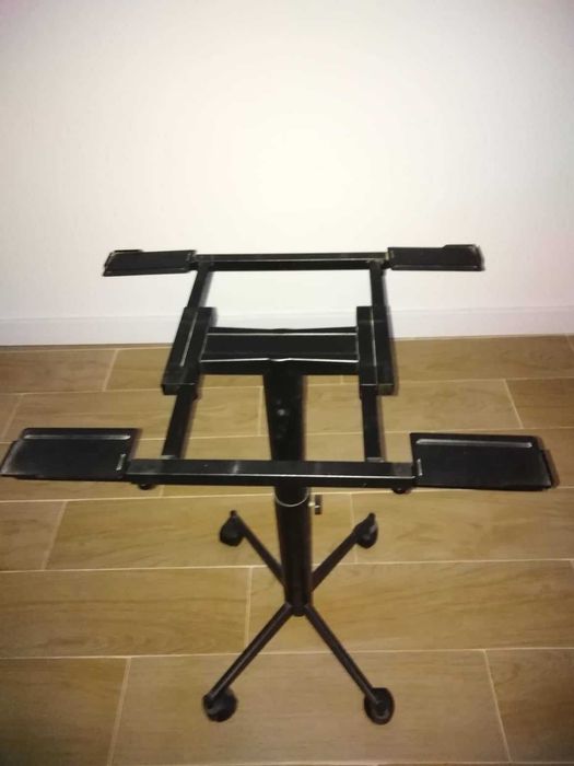 Suporte para TV CRT (Antigas)