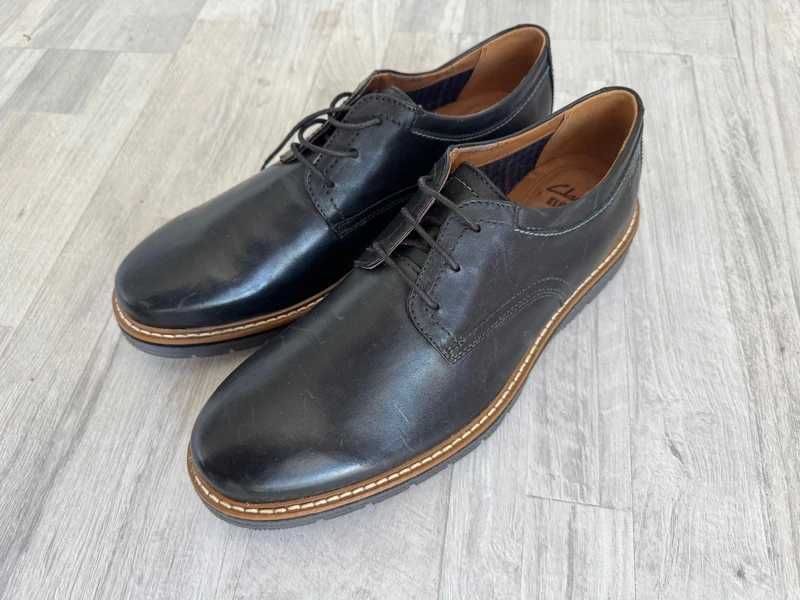 Sapatos Clarks 1825 Newkirk Plain Pretos   42,5
