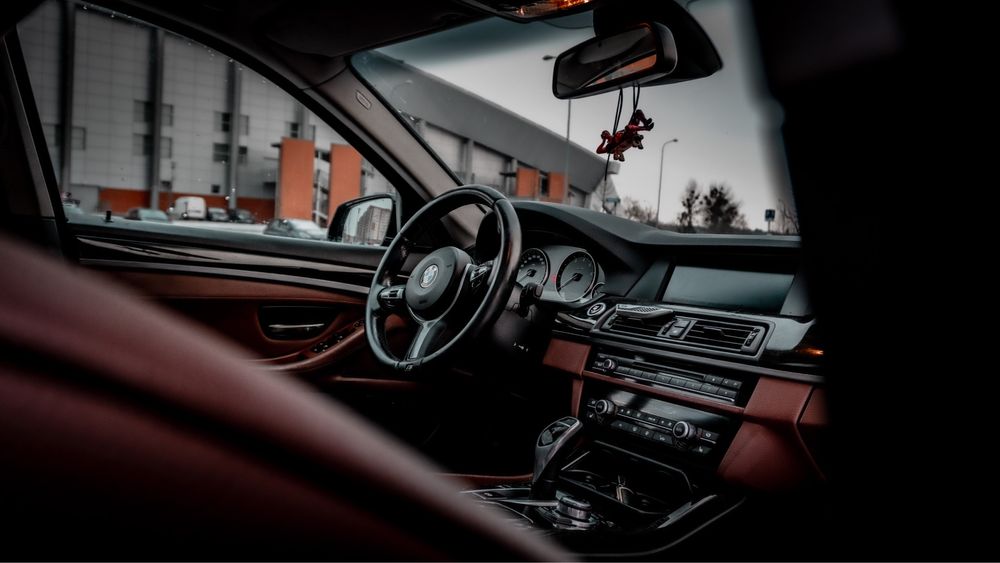 BMW F11 3.0 benzyna full opcja panorama