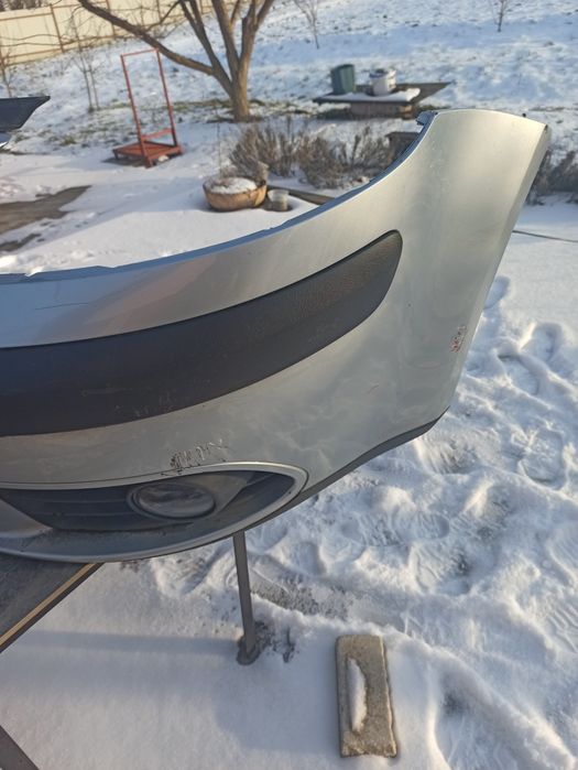 Бампер Фольксваген гольф плюс.