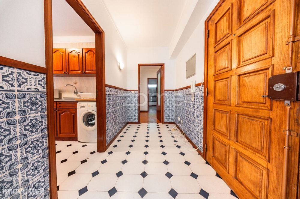 Apartamento T3 | Rua Padre Manuel da Nóbrega, Celas