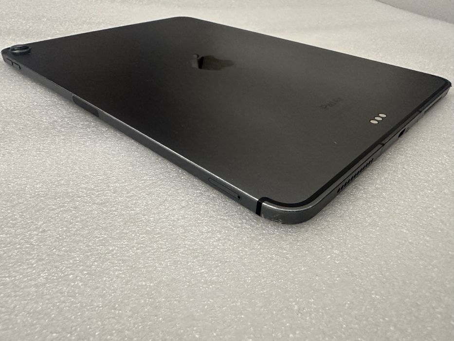 iPad Air 5 256гб M1 wi-fi+LTE