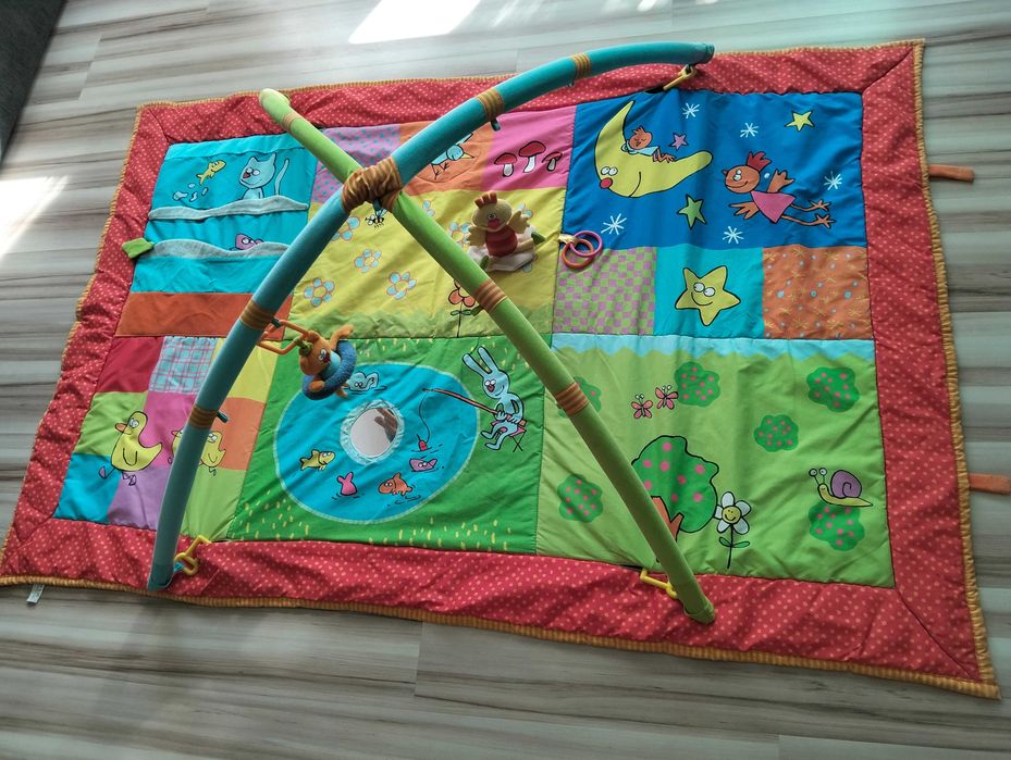 Mata edukacyjna, duża