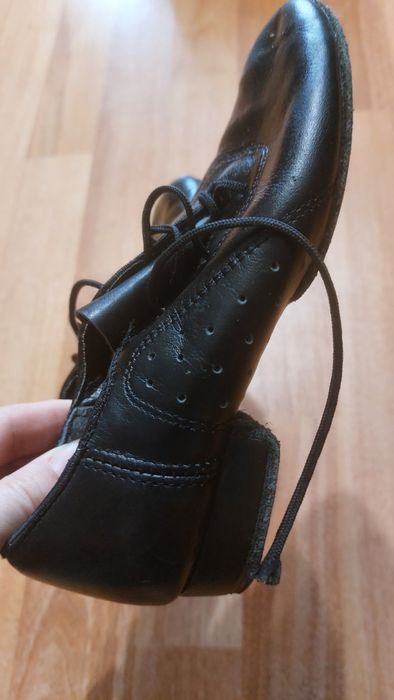 Танцювальне взуття