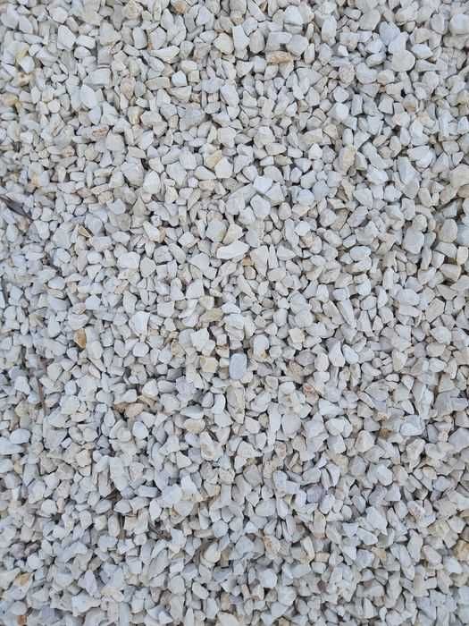 Xisto preto em big bags de 1000kg para decoração e jardim