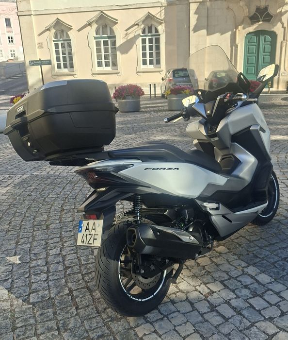 Scooter Honda Forza 300 impecavel
