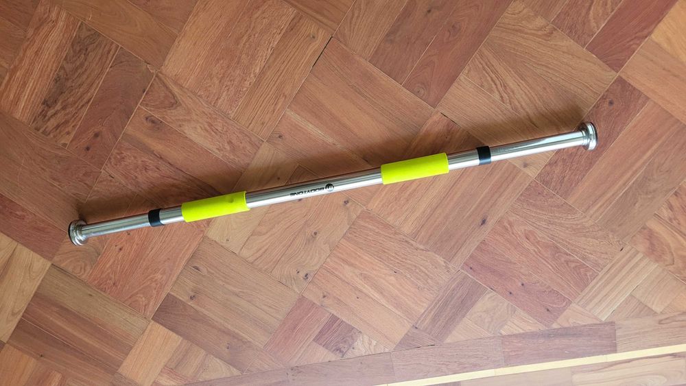 Barra de Elevações / Pull-ups para Porta - Bodytone (Ajustável)