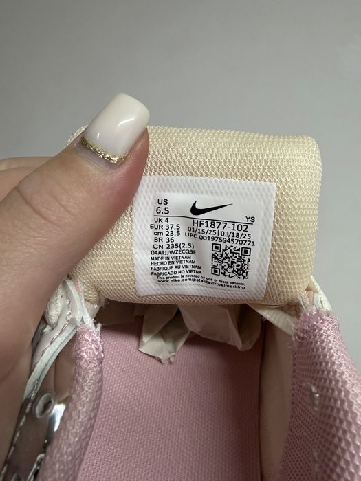 Кросівки Nike Zoom Vomero 5 Sail Particle Pink (37-41)