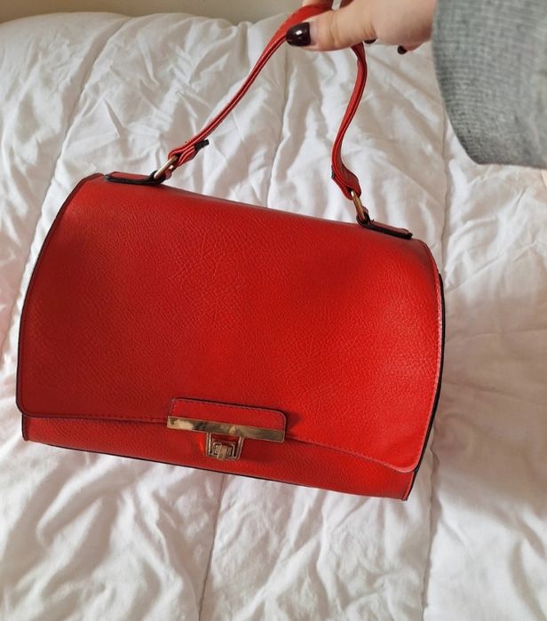 Mala Vermelha muito elegante