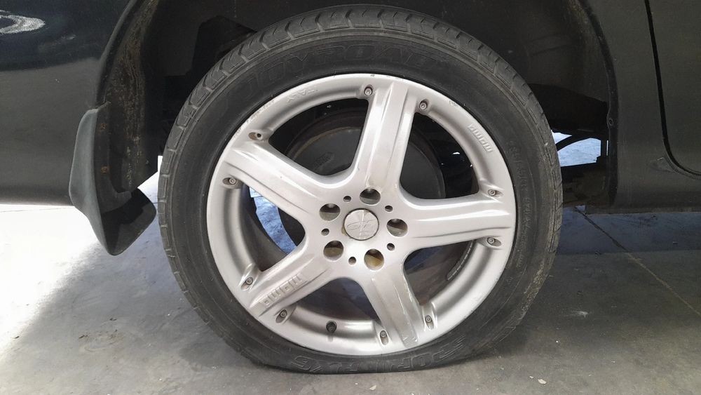 Conjunto de jantes KIA Carnival II (GQ)