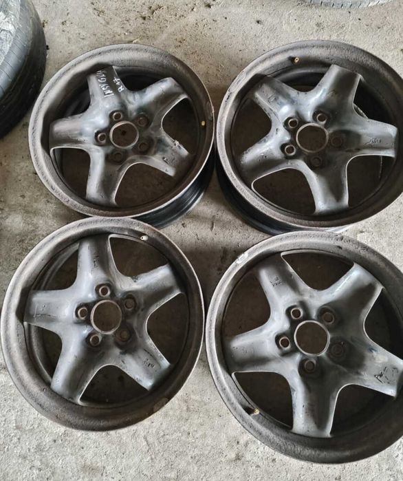 komplet felg felgi 17" z kołpakami Opel Insignia A