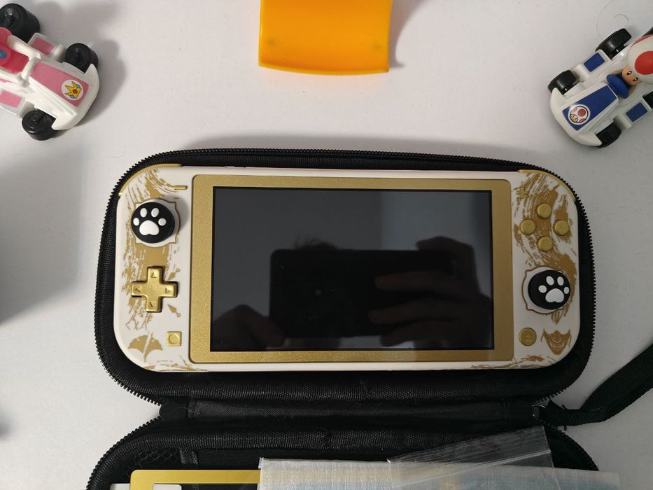 Nintendo Switch Lite – Ghost of Yotei edition + Kefir + 128GB