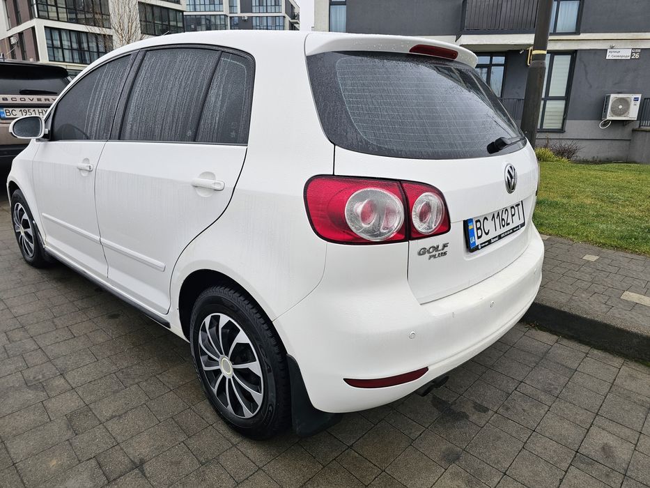 Volkswagen Golf Plus 2011 сімейний автомобіль на коробці автомат ТОРГ
